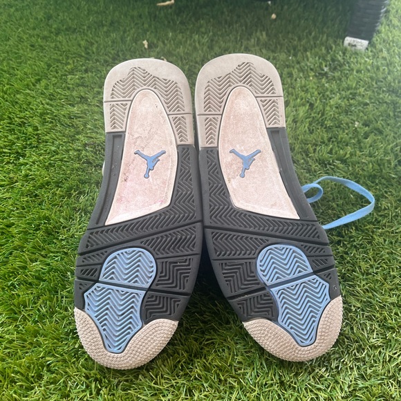 im selling jordan 4 unc - Picture 7 of 8